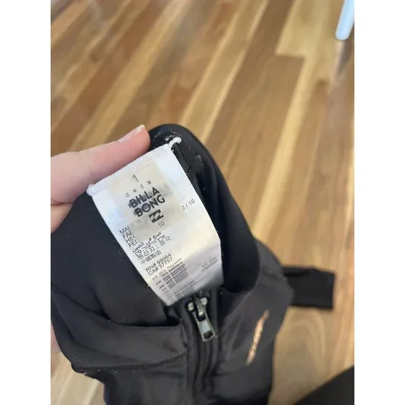 Billabong Long Sleeve Size 10 Rashie Swim Shirt 1/4 Zip - Picture 4 of 5